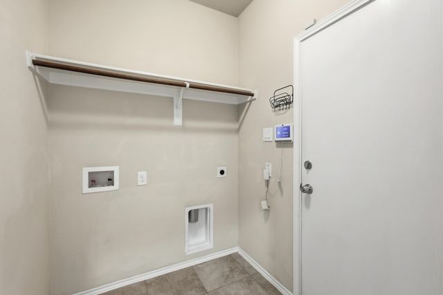 2124 Sweetwood Drive, Fort Worth, TX 76131