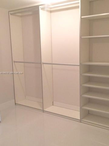 400 Sunny Isles Blvd 1421, Sunny Isles Beach, FL 33160