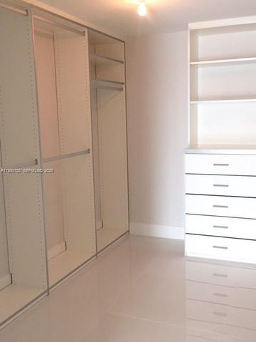 400 Sunny Isles Blvd 1421, Sunny Isles Beach, FL 33160