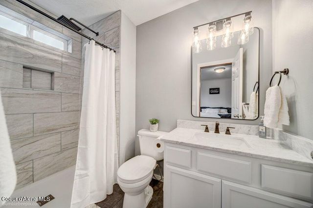 3648 White Sands Ln LN, Post Falls, ID 83854