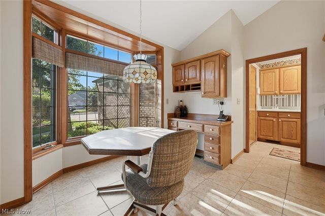 19292 Charter Lane, Strongsville, OH 44149