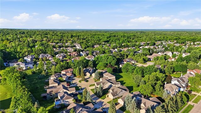 19292 Charter Lane, Strongsville, OH 44149