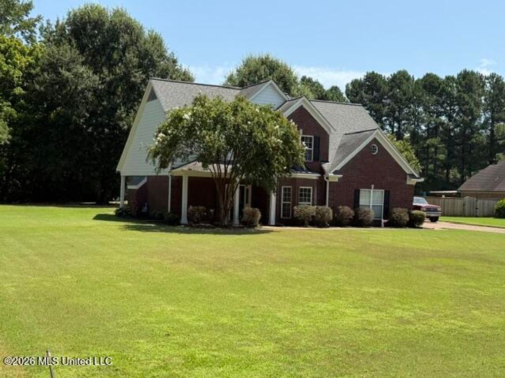 3670 Spring Lakes Boulevard, Olive Branch, MS 38654 — exterior