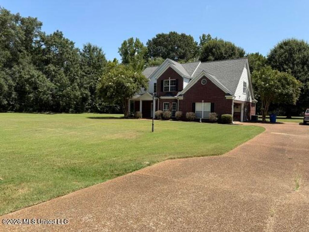 3670 Spring Lakes Boulevard, Olive Branch, MS 38654 — photo 2
