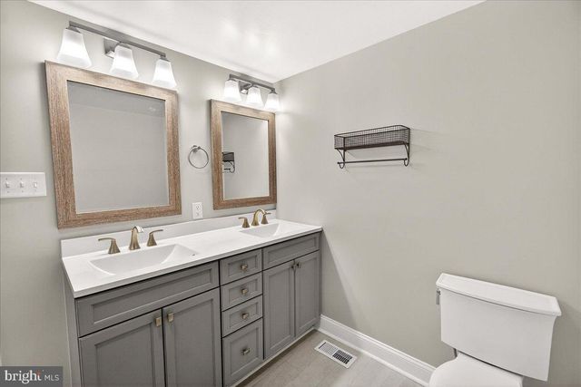 2702 CANADA HILL RD, Myersville, MD 21773