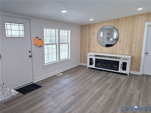 12120 Norway Rd, Ruther Glen, VA 22546