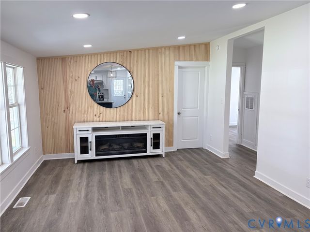 12120 Norway Rd, Ruther Glen, VA 22546