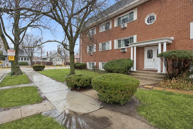 727 S Maple Avenue 100, Oak Park, IL 60304