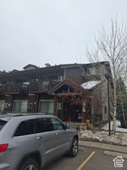 2255 SIDEWINDER DR #621, Park City, UT 84060