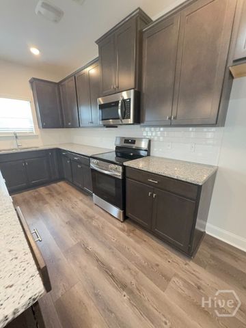 145 Guana Lane, Bloomingdale, GA 31302