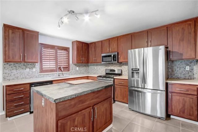 31757 Canyon Estates, Lake Elsinore, CA 92532