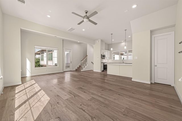 5228 Schuler Street, Houston, TX 77007