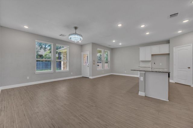 607 Spotted Sunfish Drive, Conroe, TX 77318