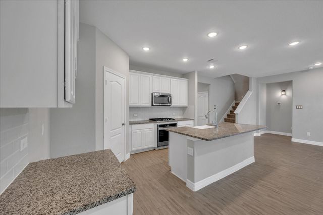 607 Spotted Sunfish Drive, Conroe, TX 77318