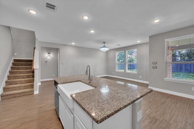 607 Spotted Sunfish Drive, Conroe, TX 77318