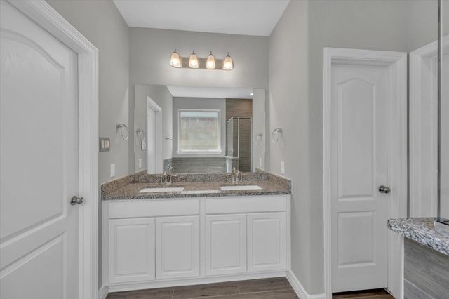 607 Spotted Sunfish Drive, Conroe, TX 77318
