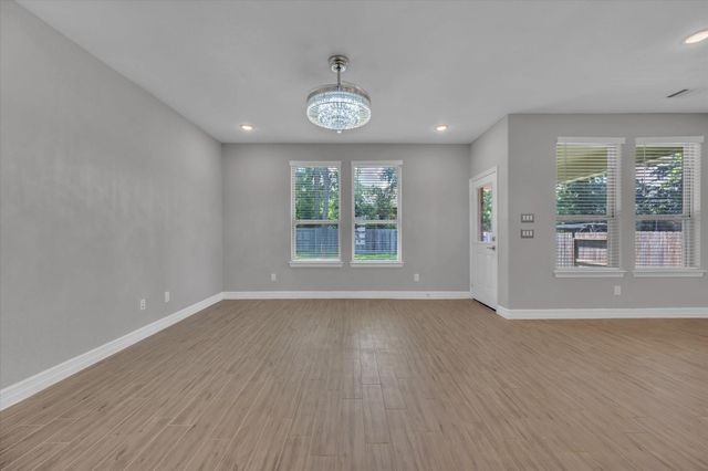 607 Spotted Sunfish Drive, Conroe, TX 77318