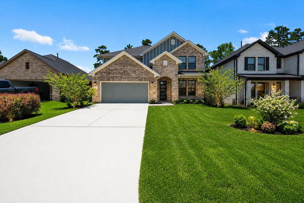 607 Spotted Sunfish Drive, Conroe, TX 77318