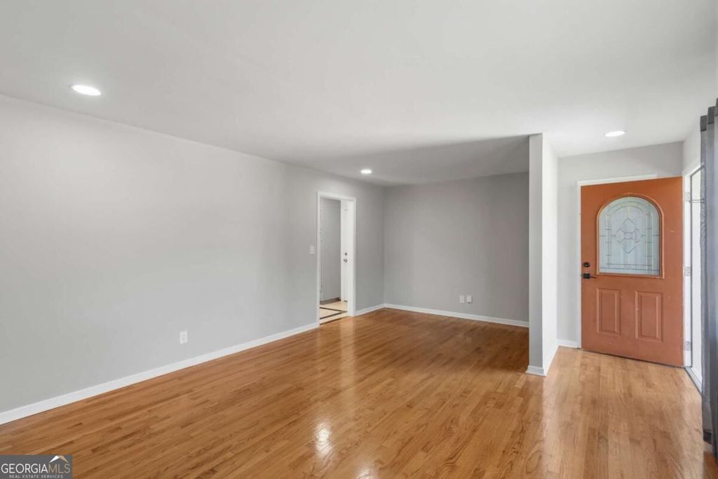 2741 Elkhart Circle SW, Marietta, GA 30064 — photo 4