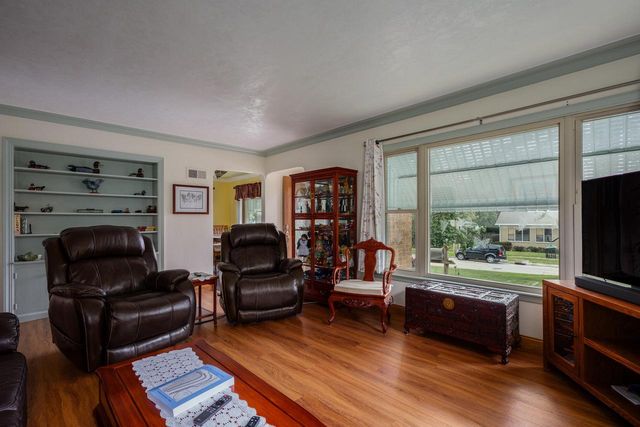 7718 7th AVENUE, Kenosha, WI 53143