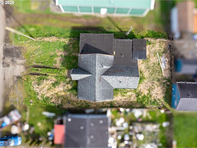 92389 F Rd, Astoria, OR 97103