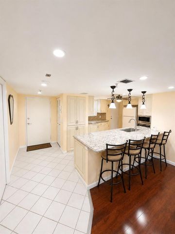 6500 NW 2nd Avenue 512, Boca Raton, FL 33487