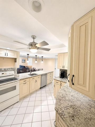 6500 NW 2nd Avenue 512, Boca Raton, FL 33487
