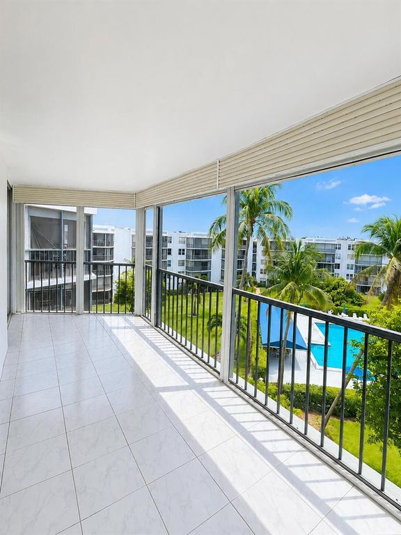 6500 NW 2nd Avenue 512, Boca Raton, FL 33487