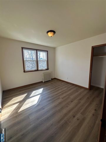 60 Chamberlain Avenue 2, Elmwood Park, NJ 07407