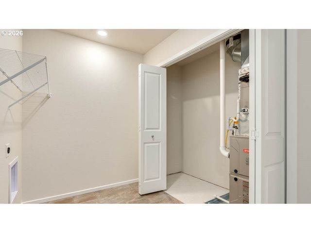 3365 Eden Way, Eugene, OR 97404