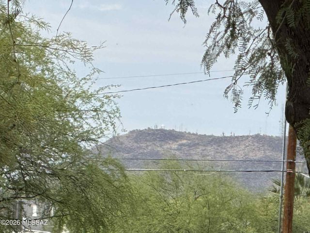 500 N Forgeus Ave Apt 102, Tucson, AZ 85716