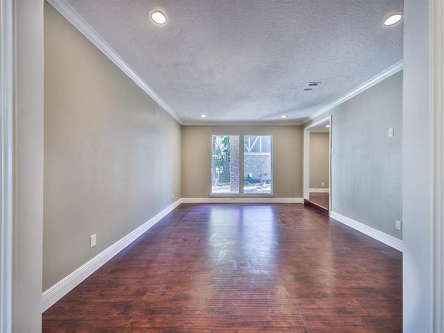 10519 Laneview Drive, Houston, TX 77070