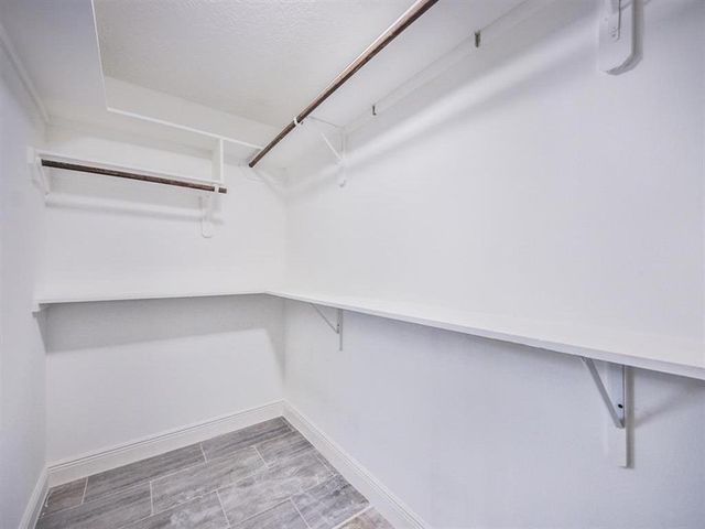 10519 Laneview Drive, Houston, TX 77070