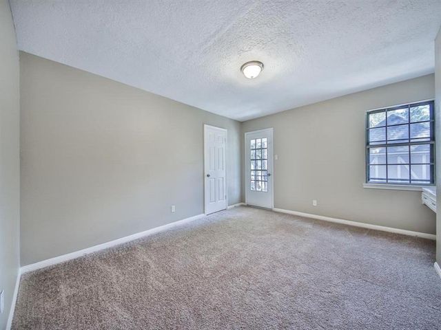 10519 Laneview Drive, Houston, TX 77070