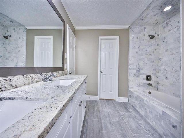 10519 Laneview Drive, Houston, TX 77070