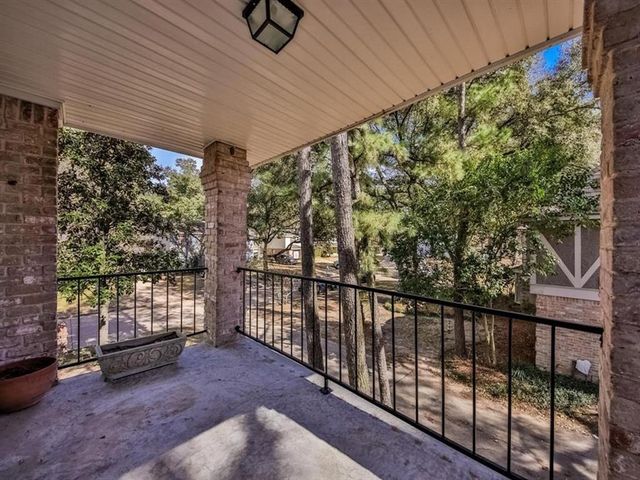 10519 Laneview Drive, Houston, TX 77070
