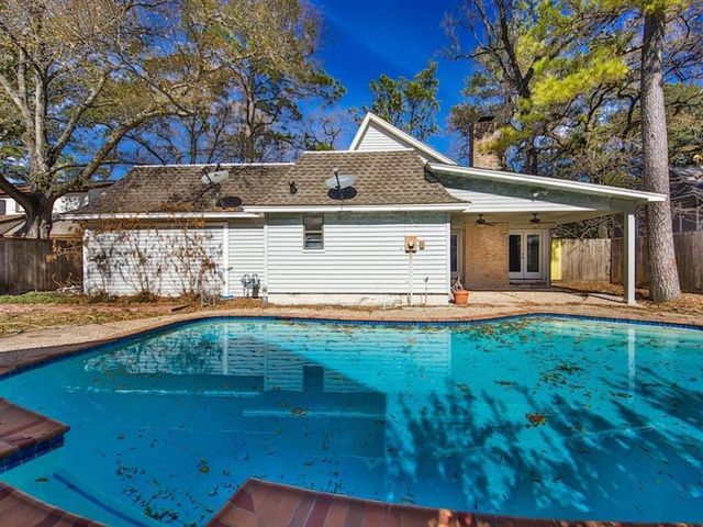 10519 Laneview Drive, Houston, TX 77070