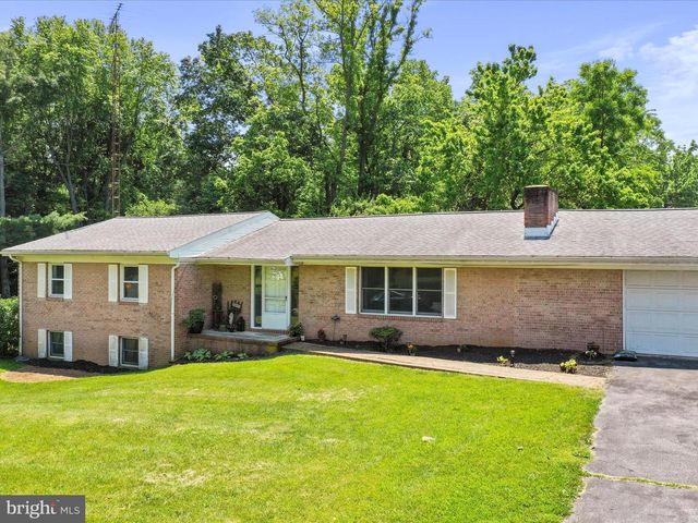 103 MYRIAH DR, Martinsburg, WV 25405