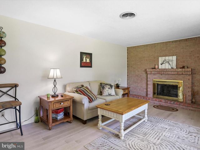 103 MYRIAH DR, Martinsburg, WV 25405