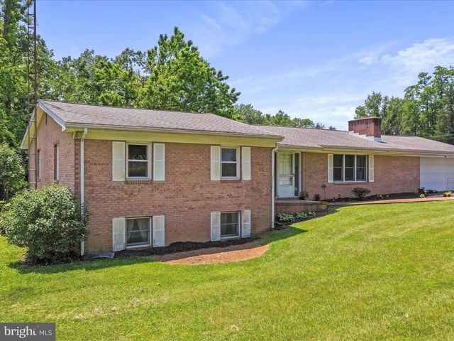 103 MYRIAH DR, Martinsburg, WV 25405