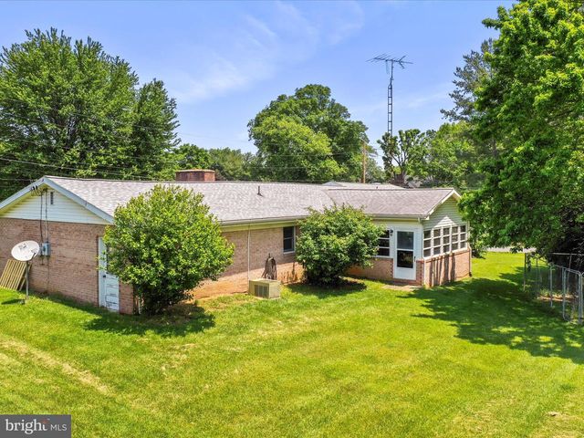 103 MYRIAH DR, Martinsburg, WV 25405