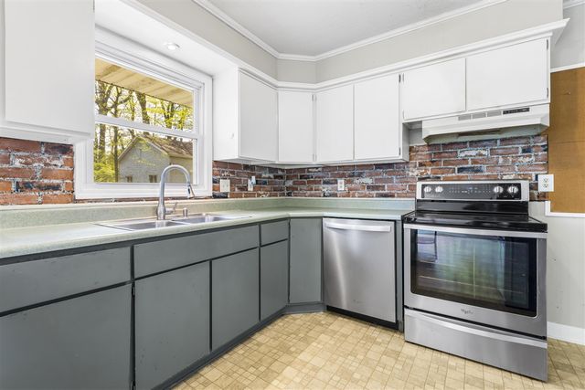 247 Holly Road, Battle Creek, MI 49037