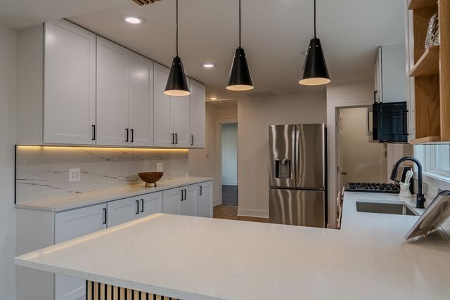 10101 Belmont Avenue, Franklin Park, IL 60131