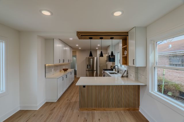 10101 Belmont Avenue, Franklin Park, IL 60131