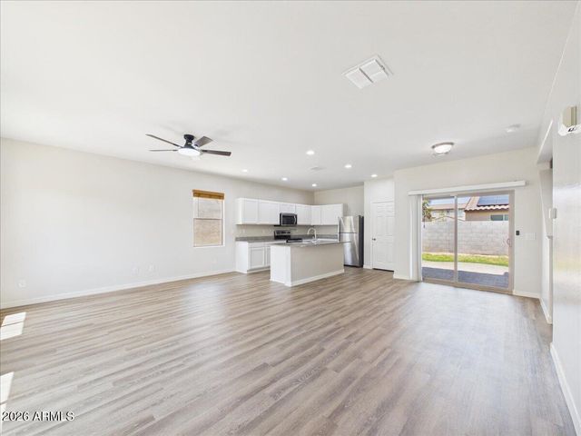 810 W RAYMOND Street, Coolidge, AZ 85128