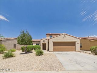 810 W RAYMOND Street, Coolidge, AZ 85128
