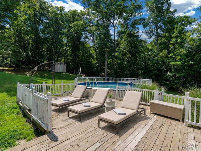 636 Osage Lake Drive, Cedar Hill, MO 63016