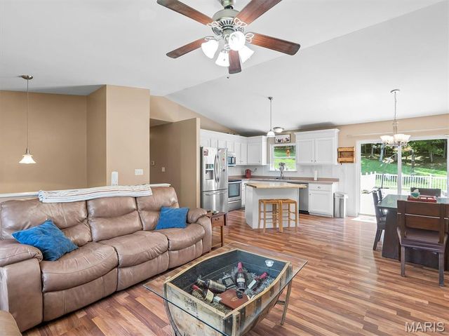 636 Osage Lake Drive, Cedar Hill, MO 63016