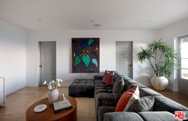 4048 Farmouth Drive, Los Angeles, CA 90027