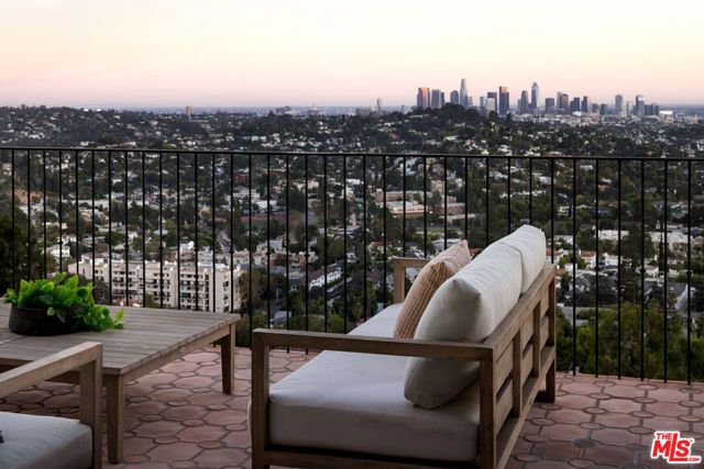 4048 Farmouth Drive, Los Angeles, CA 90027